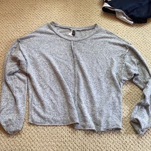 Light Workout Sweater